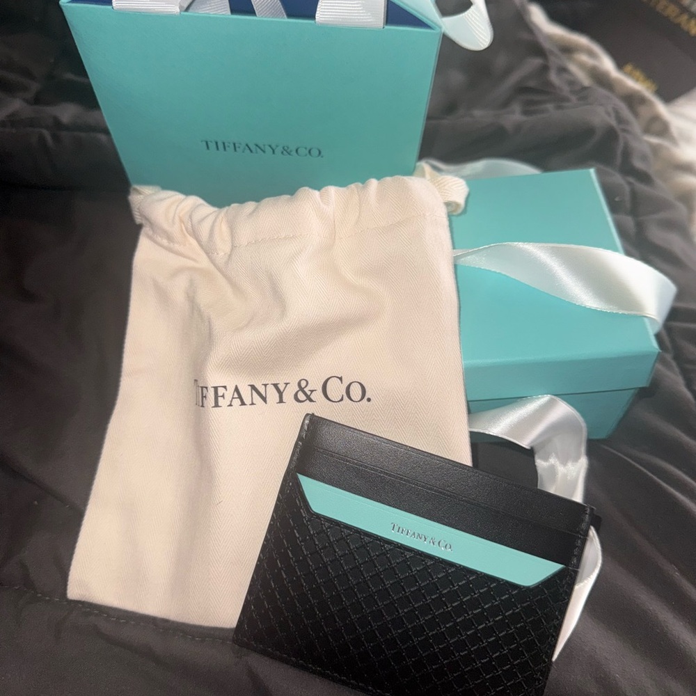 2026 Tiffany & Co. Black Card Holder with Blue Accent bag box authentic NEW